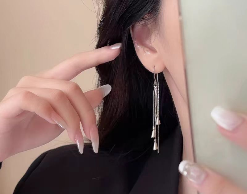 ドロップフリンジピアス