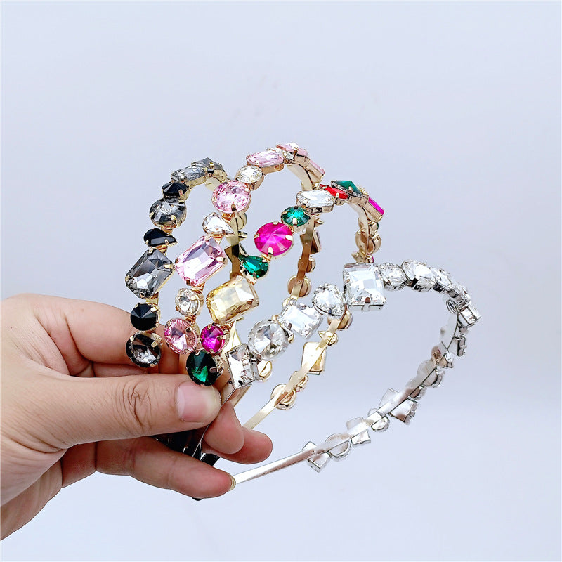 韓国発 人気のクリスタルヘアバンド